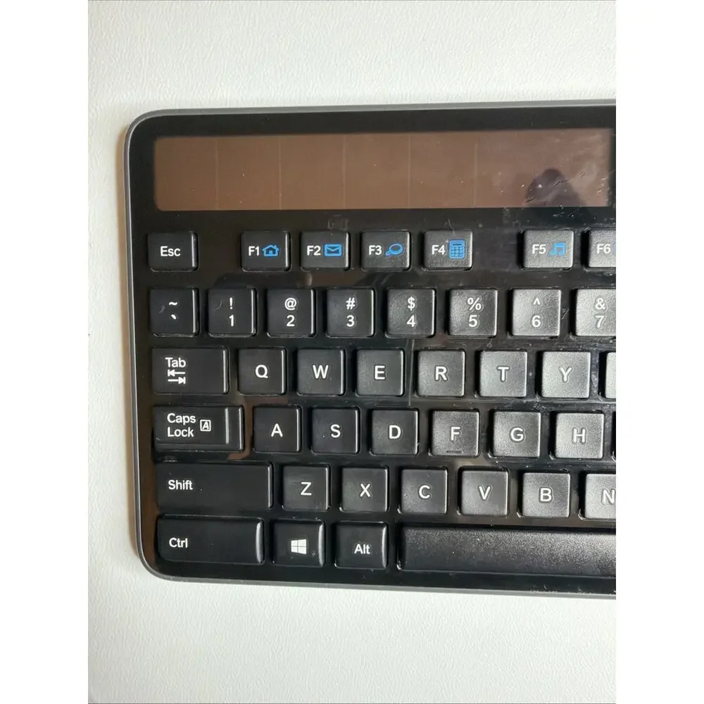 Logitech K750 Wireless Solar Keyboard -w/ Dongle Included TESTED WORKING